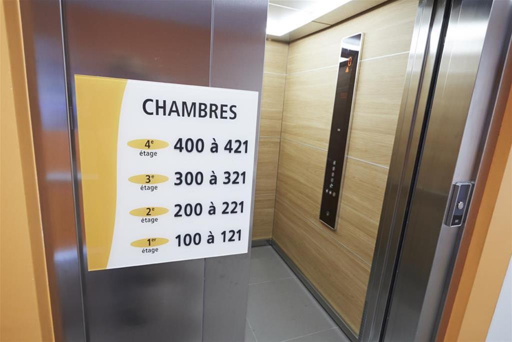 Campanile Bordeaux Ouest - Merignac Aeroport Exterior foto
