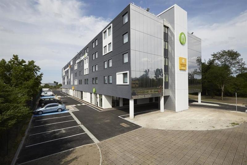Campanile Bordeaux Ouest - Merignac Aeroport Exterior foto