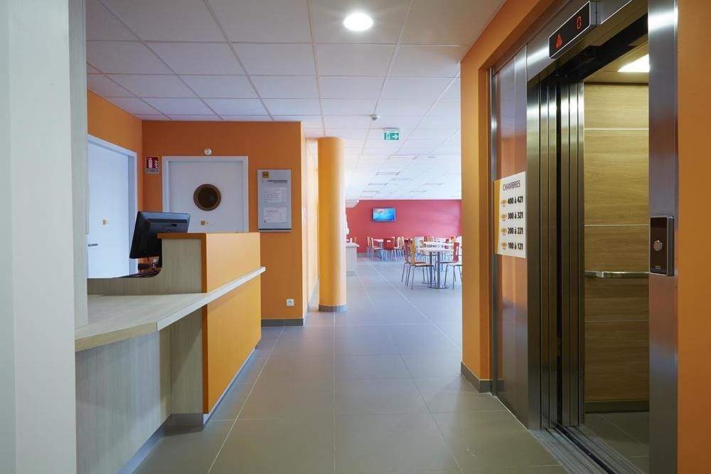 Campanile Bordeaux Ouest - Merignac Aeroport Exterior foto