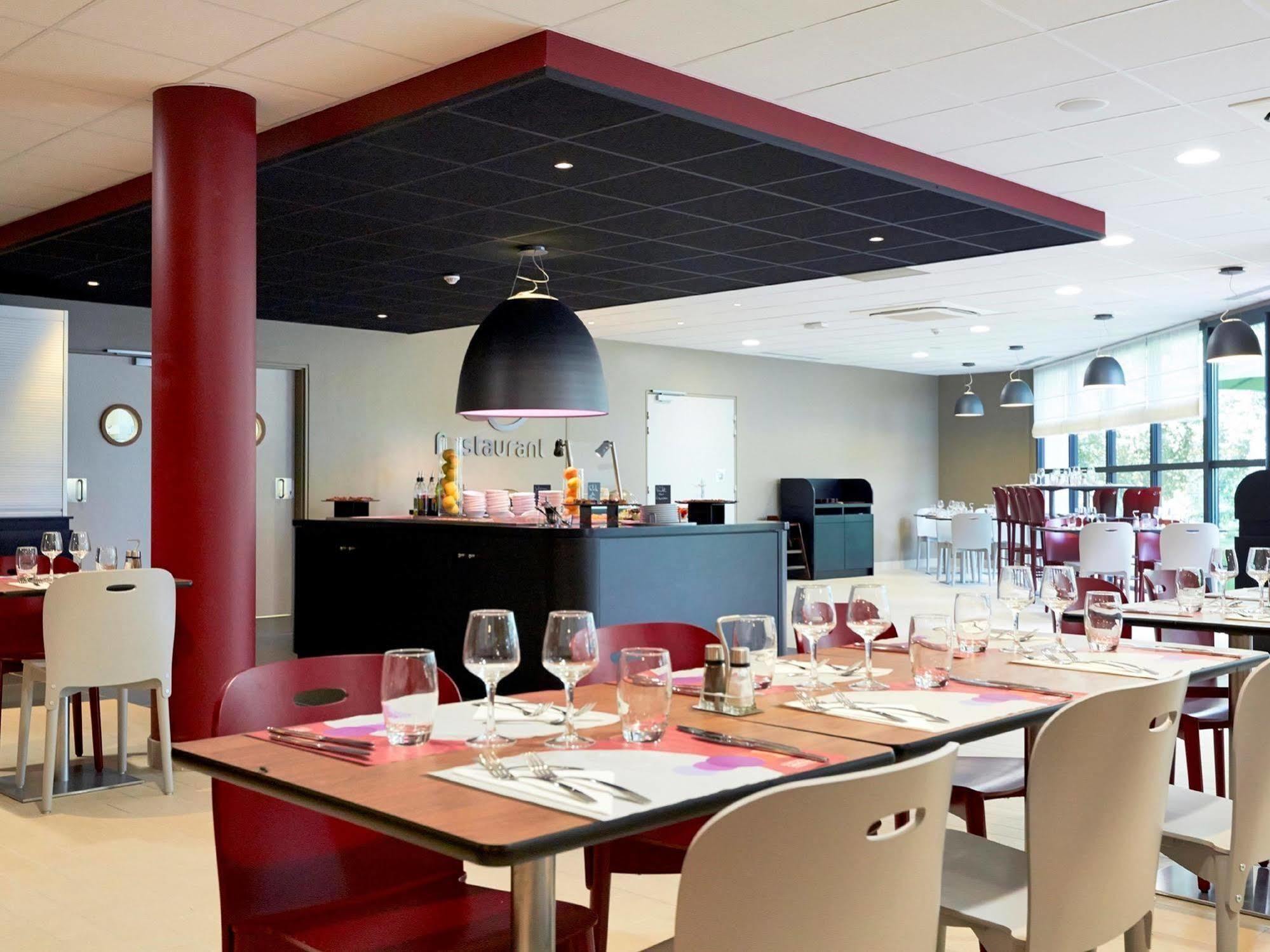 Campanile Bordeaux Ouest - Merignac Aeroport Exterior foto